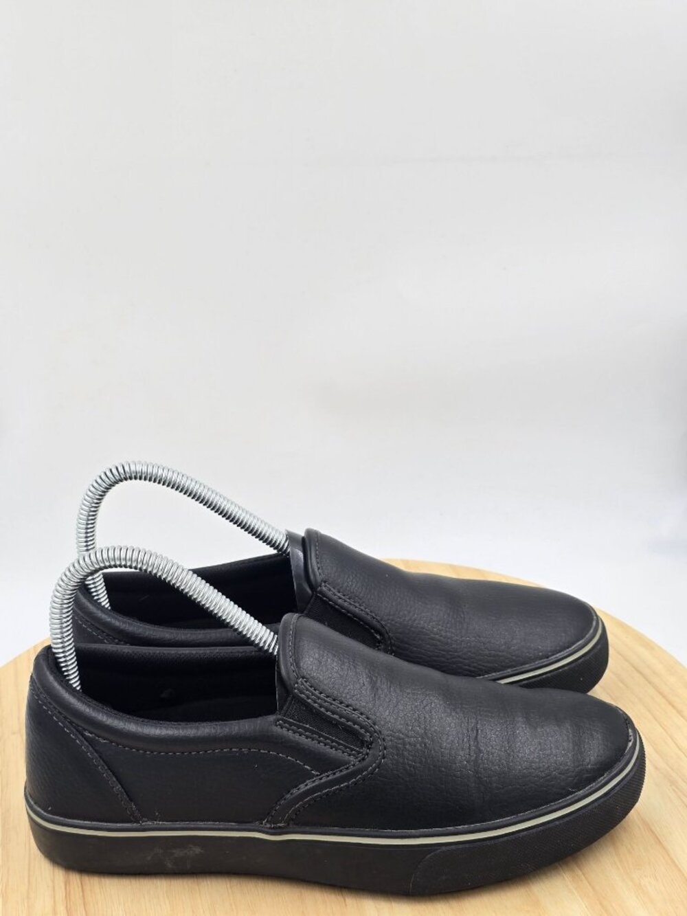 Tredsafe Unisex Ric Slip Resistant Work Shoe Mens 5 Womens 6W